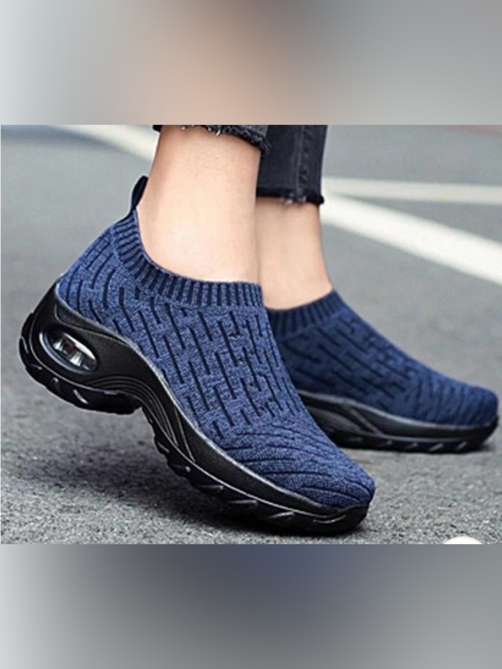 Slip-On Knit Sock Sneaker in Deep Navy Size 10